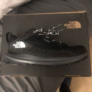 NorthFace Youth FastPack Hiker WP  Size 4
